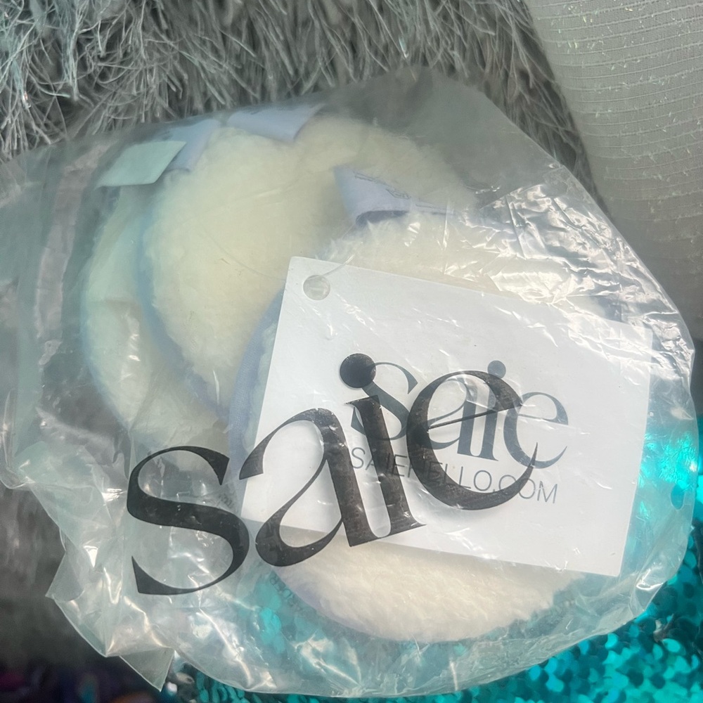 Saie Reusable Beauty Rounds in White NEW PACK of 3